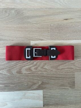 The Limited Red Elastic Belt with Brown Leather Buckle